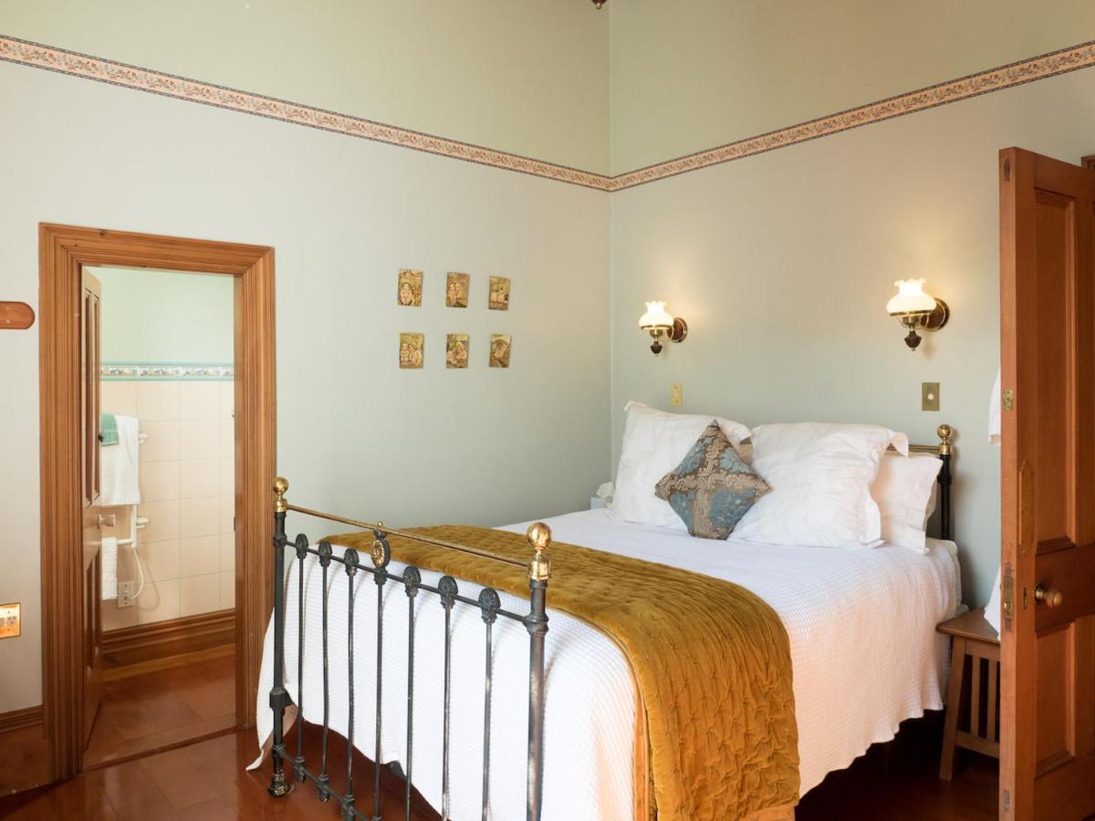 Ounuwhao B&B Guest Lodge รัสเซล ภายนอก รูปภาพ